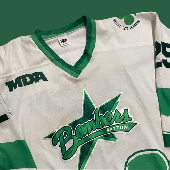 RARE Dayton Bombers St. Patrick’s Day jersey. Signed and game-worn. - Picture 4 of 5